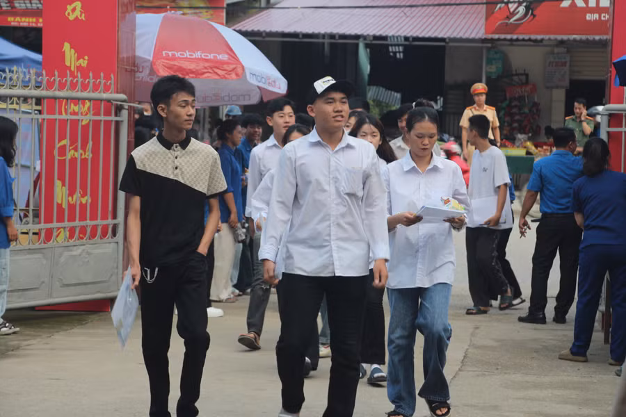 Môn Ngữ văn mở đầu Kỳ thi tốt nghiệp THPT năm 2024 ảnh 24