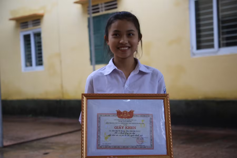 Em Bùi Thị Mỹ Dung (10A12, THPT Hương Khê).