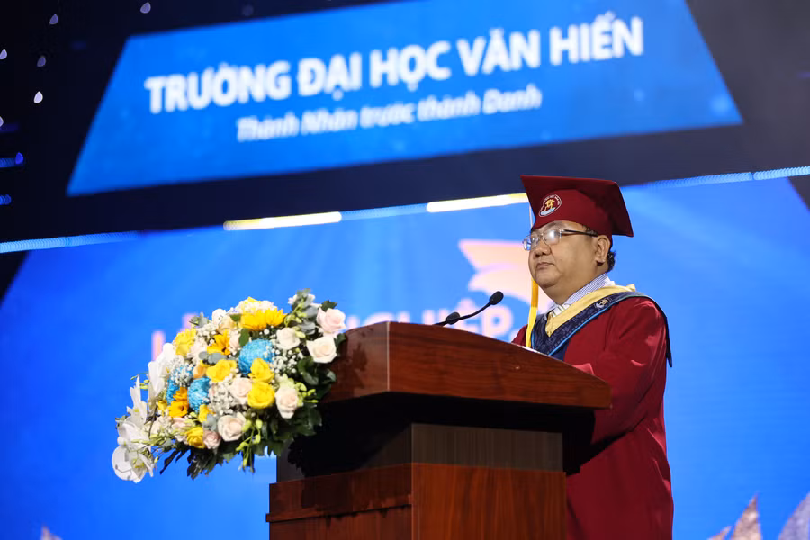 PGS.TS. Nguyễn Minh Đức phát biểu tại buổi lễ.