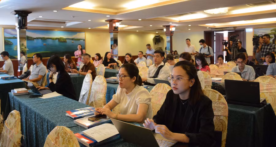 Đại biểu tham dự tập huấn.