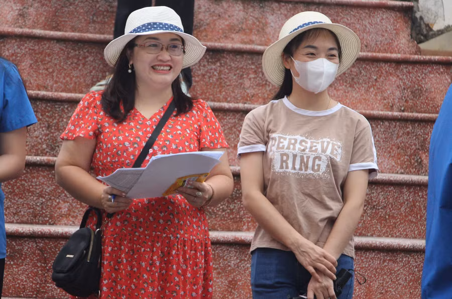 Giáo viên vui mừng vì đề thi năm nay vừa sức học sinh.