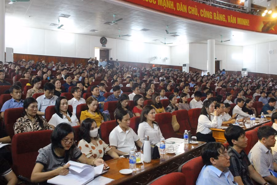 Buổi tập huấn thu hút gần 700 cán bộ, giáo viên tham dự