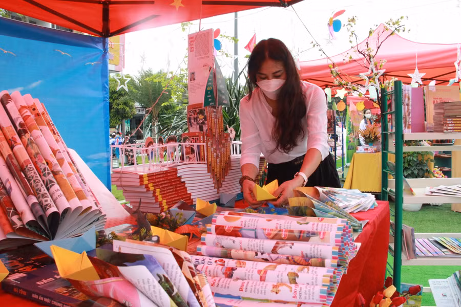Mỗi gian sách có một thông điệp, một chủ đề riêng với các trò chơi đa dạng về sách đã mang lại cho khán giả nhiều trải nghiệm thú vị.