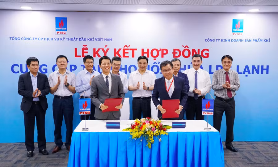 Lãnh đạo PVN và 2 Tổng công ty tham gia chứng kiến lễ ký kết