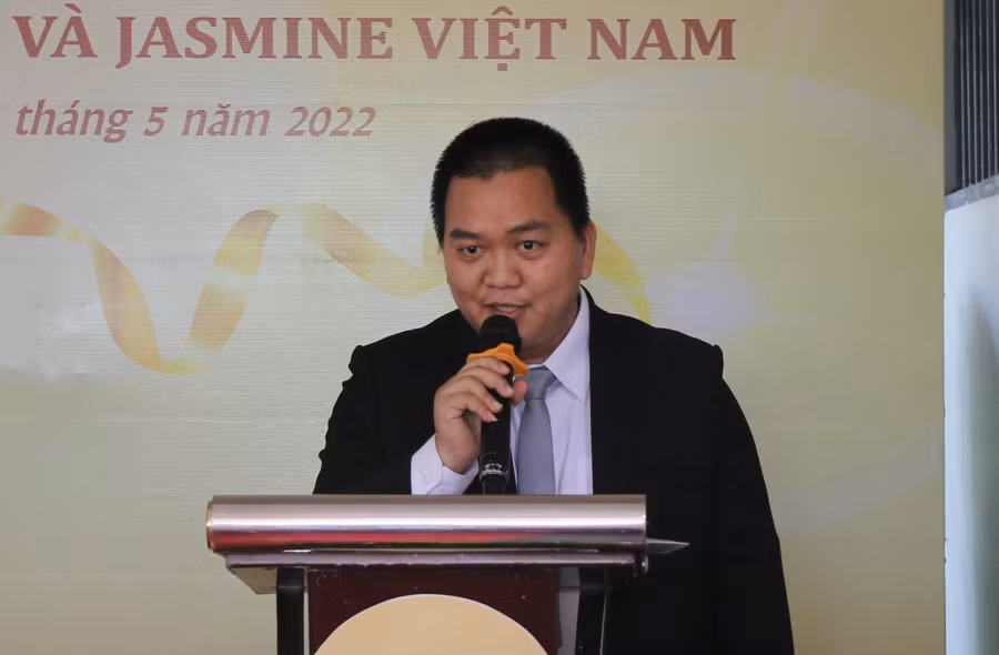 Ông Lê Thanh Lâm phát biểu tại buổi khai trươngTrường đào tạo nghề thẩm mỹ Jasmine Beauty Việt Nam.