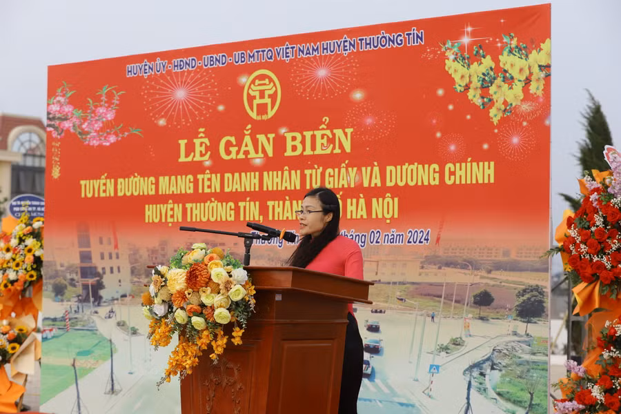 Chiều 18/2, UBND huyện Thường Tín đã long trọng tổ chức buổi lễ khánh thành và gắn tên đường cho 2 đường Từ Giấy và Dương Chính.