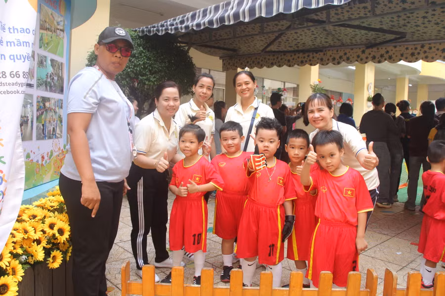 Giờ hoạt động của trẻ mầm non TPHCM.