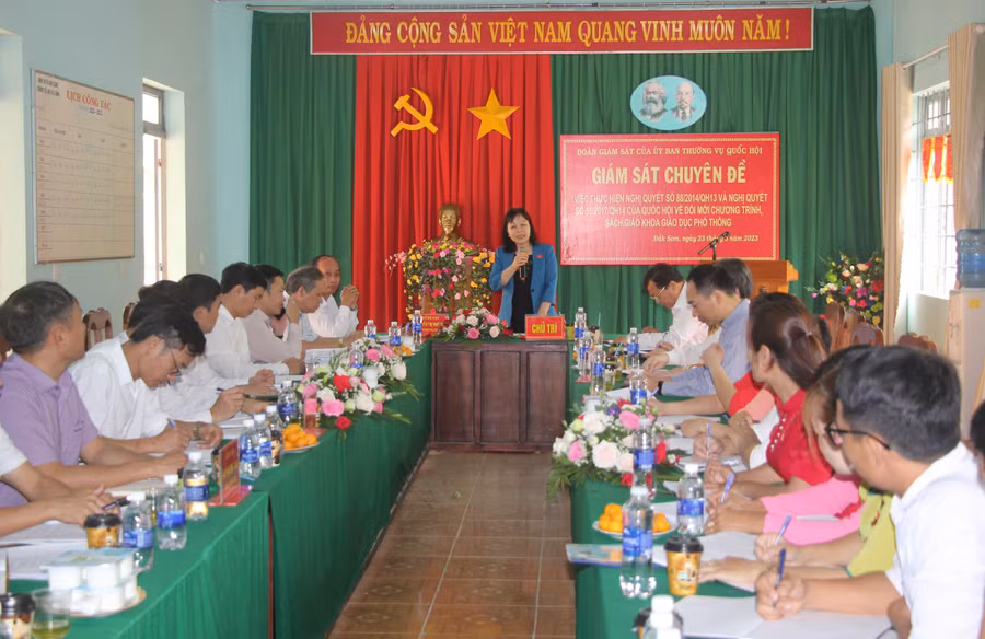 Bà Nguyễn Thị Mai Hoa phát biểu tại buổi giám sát. Bà Nguyễn Thị Mai Hoa phát biểu tại buổi giám sát.