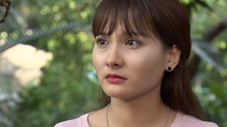 Diễn viên Bảo Thanh trong phim "Về nhà đi con"