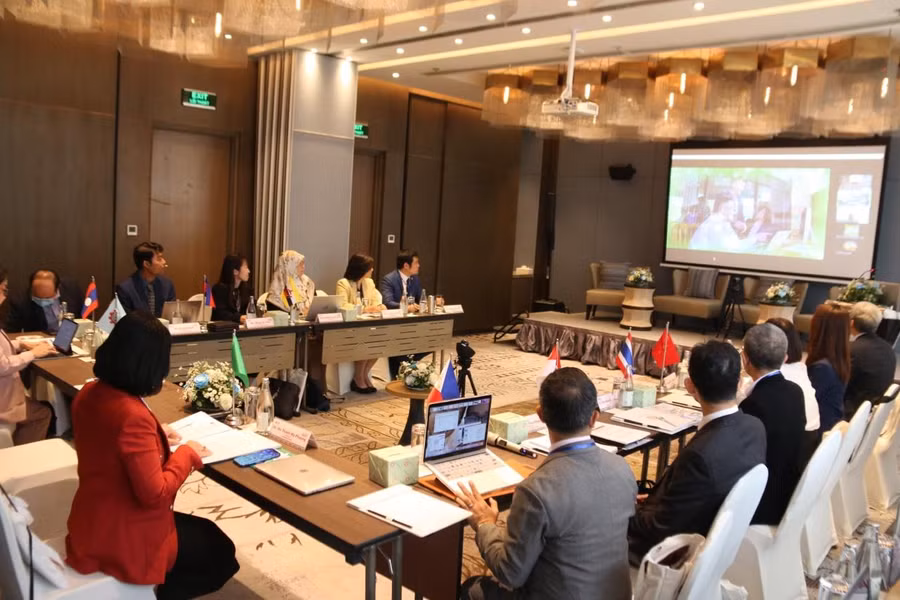 Các đại biểu tham dự phiên họp Hội đồng quản trị lần thứ 25.