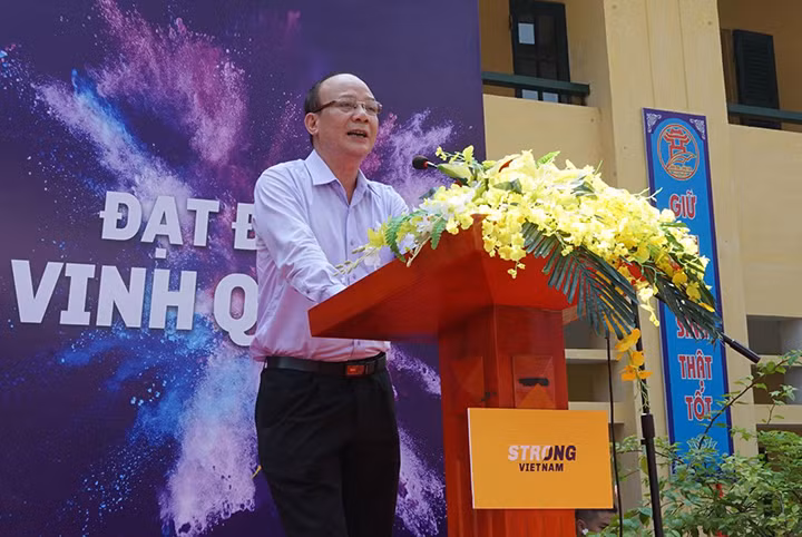 Ông Nguyễn Tất Thắng - Phó Chủ tịch Tập đoàn T&T cũng khẳng định: "Những câu chuyện thành công được chia sẻ từ các tuyển thủ quốc gia trong màu áo CLB Bóng đá Hà Nội sẽ truyền cảm hứng đến các em học sinh, để từ đó các em có thêm động lực cố gắng, theo đuổi ước mơ của riêng mình".