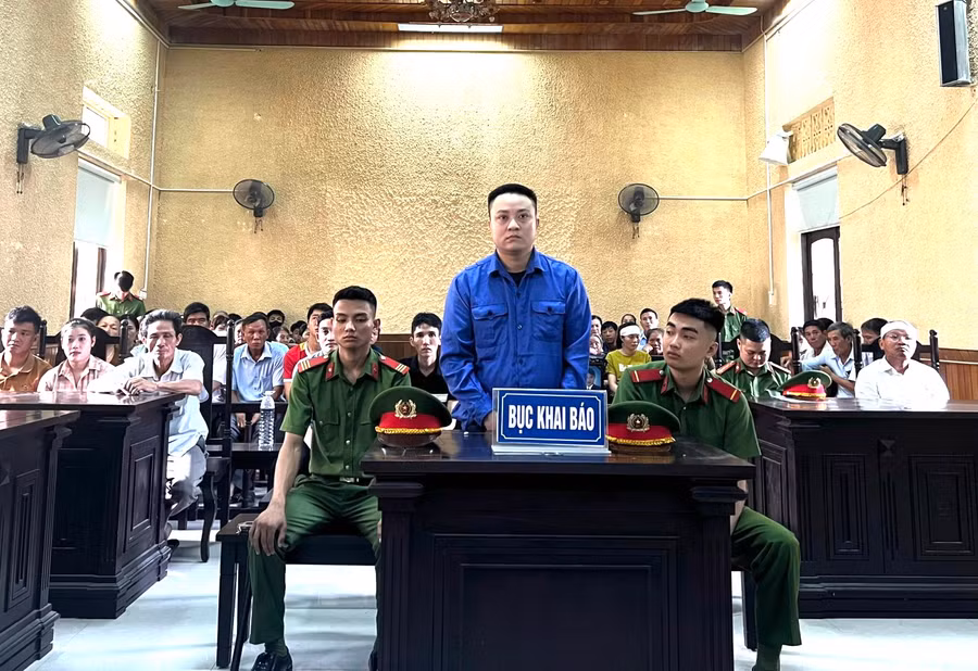 HĐXX tuyên phạt Phan Song Pha tù Chung thân về tội Giết người.
