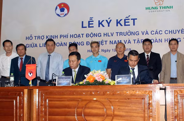 Tập đoàn Hưng Thịnh sẽ hỗ trợ VFF trong việc tạo điều kiện ổn định và phát triển bóng đá Việt Nam. 
