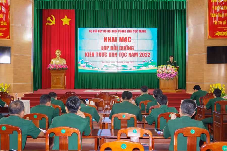 Quang cảnh lớp bồi dưỡng kiến thức dân tộc năm 2022. Quang cảnh lớp bồi dưỡng kiến thức dân tộc năm 2022.