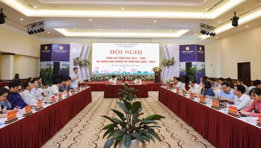 Quang cảnh hội nghị.