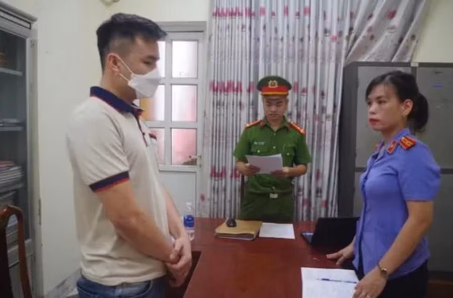 Đối tượng Nguyễn Văn Hoàng tại cơ quan chức năng (Ảnh CA Hà Tĩnh).