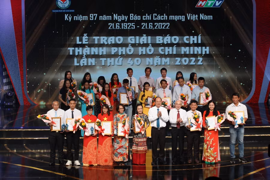 Trao giải cho các tác phẩm đoạt giải Báo chí TP Hồ Chí Minh lần thứ 40 năm 2022.