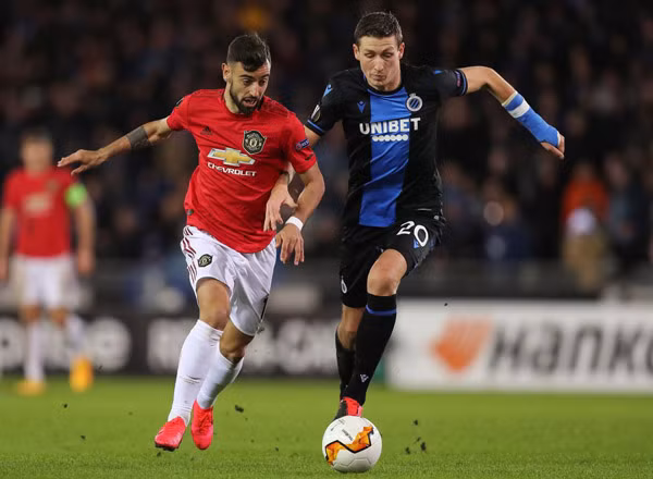 Man United bị cầm hòa, tân binh Bruno Fernandes vẫn được khen nức nở