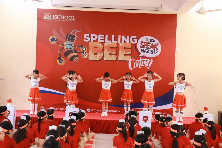 Các tiết mục văn nghệ sôi động tại vòng Chung kết.