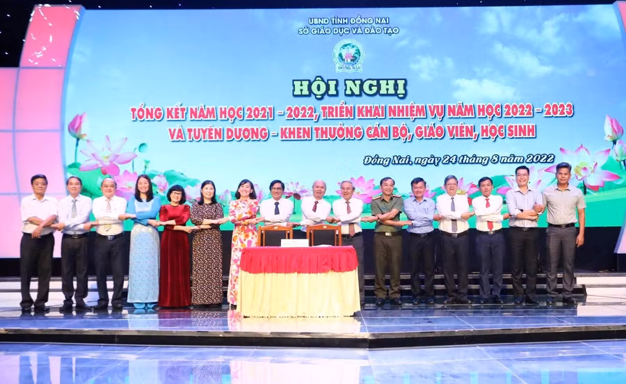 Các đơn vị trong tỉnh Đồng Nai bắt tay thể hiện quyết tâm phối hợp cùng ngành GD&amp;ĐT hoàn thành tốt nhiệm vụ năm học 2022-2023.