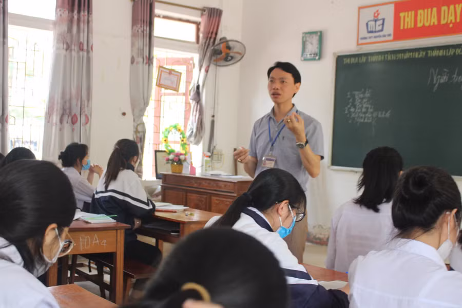 Thành tích của các em là nỗ lực suốt 3 năm học của thầy và trò trường THPT Nguyễn Văn Trỗi.