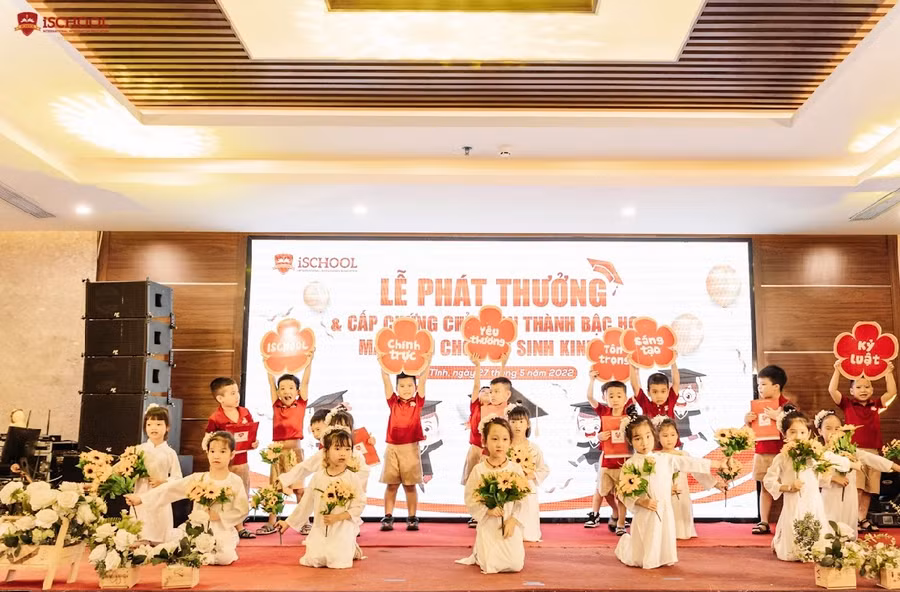 Tiết mục đã gây xúc động cho khán giả theo dõi.