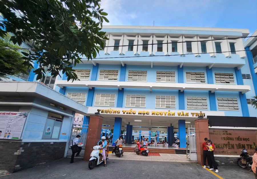 Cảnh cáo cô giáo đánh gãy xương ngón tay học sinh