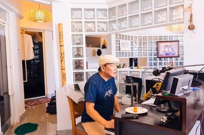 Nhạc sĩ Trần Tiến đang tận hưởng cuộc sống thi vị ở thành phố biển Vũng Tàu.