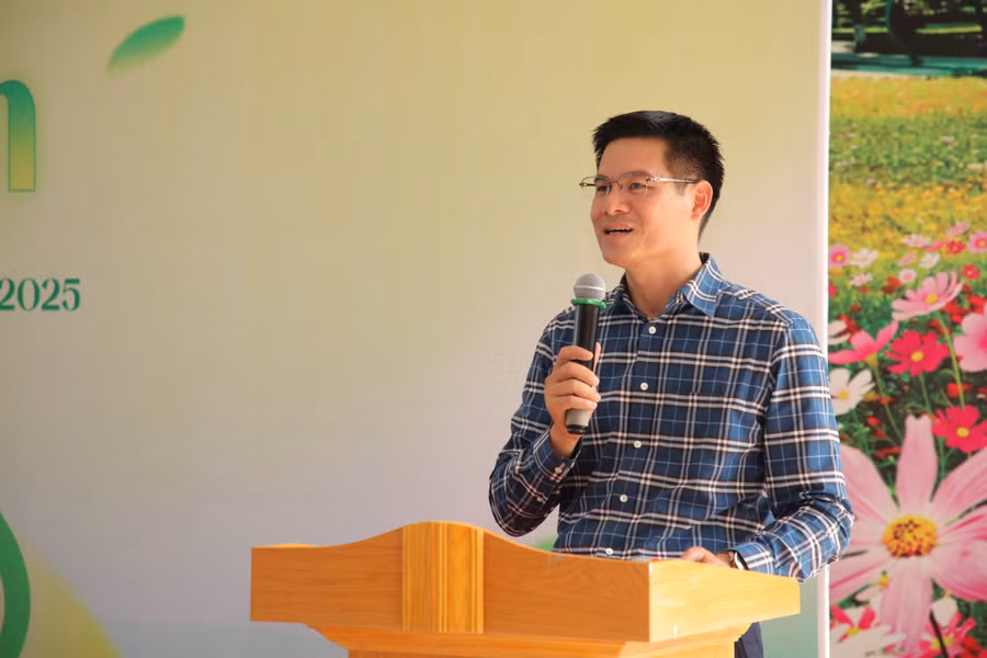 ThS. Trần Nam - Trưởng phòng Công tác sinh viên phát biểu tại sự kiện. Ảnh: Lý Nguyên.