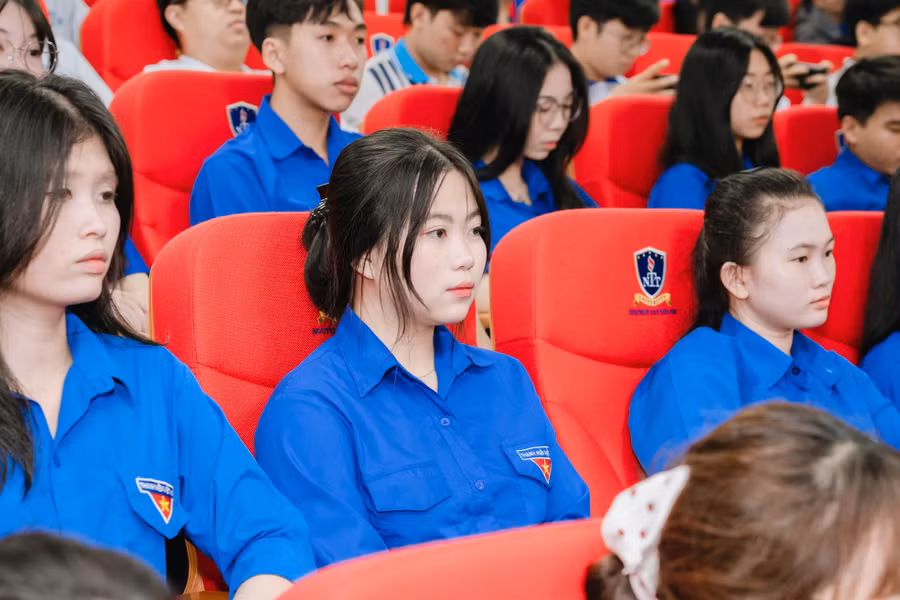 dinhdang-2.jpg