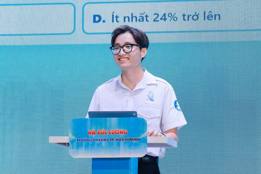 Sinh viên Hà Đức Cường trong cuộc thi Thủ lĩnh Sinh viên TPHCM” năm 2026. Ảnh: NVCC. 