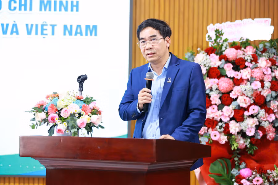 ts-le-truong-son-hieu-truong-ulaw.jpg