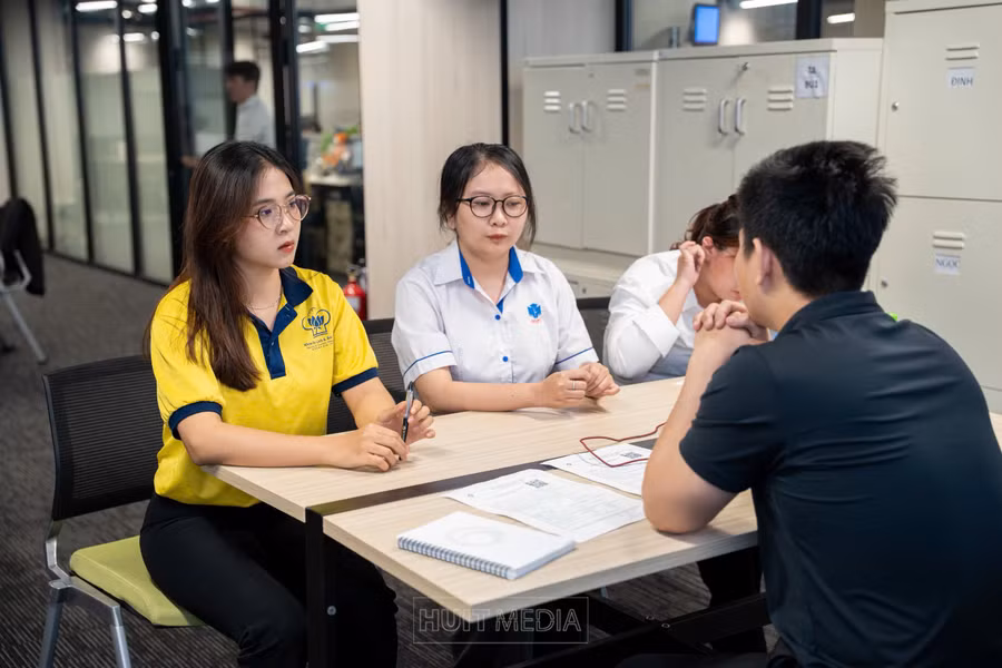 2352f819-3f98-409d-bcd4-1630a0be16d5.jpg