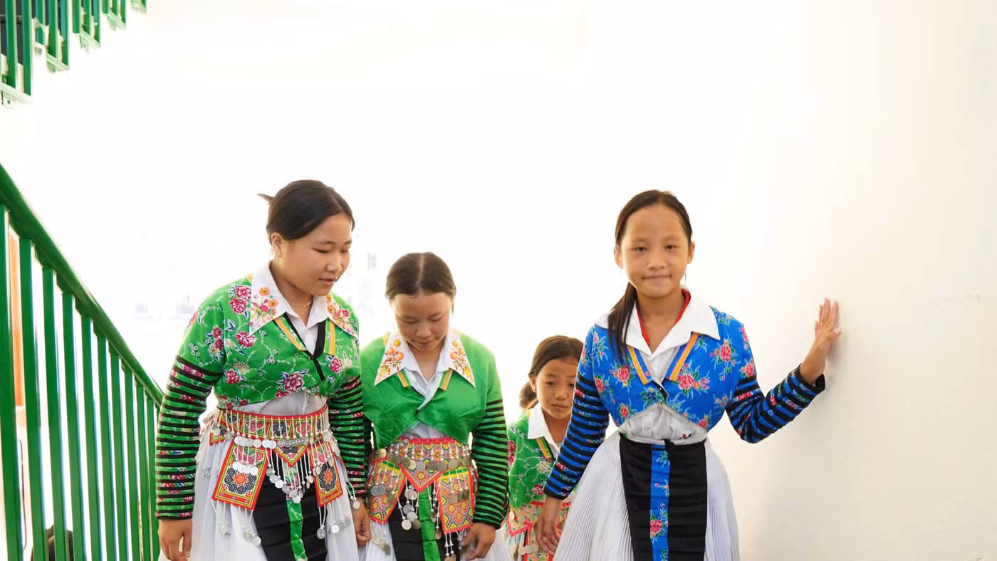 Học sinh vùng biên Thanh Hoá háo hức về khu nội trú mới.