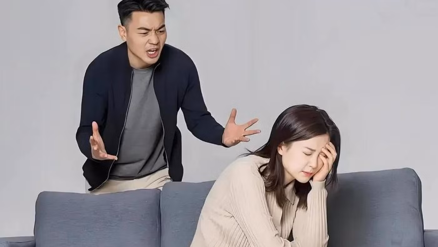 Ranh giới giữa người với người chưa bao giờ biến mất một cách đột ngột. (Ảnh: ITN).
