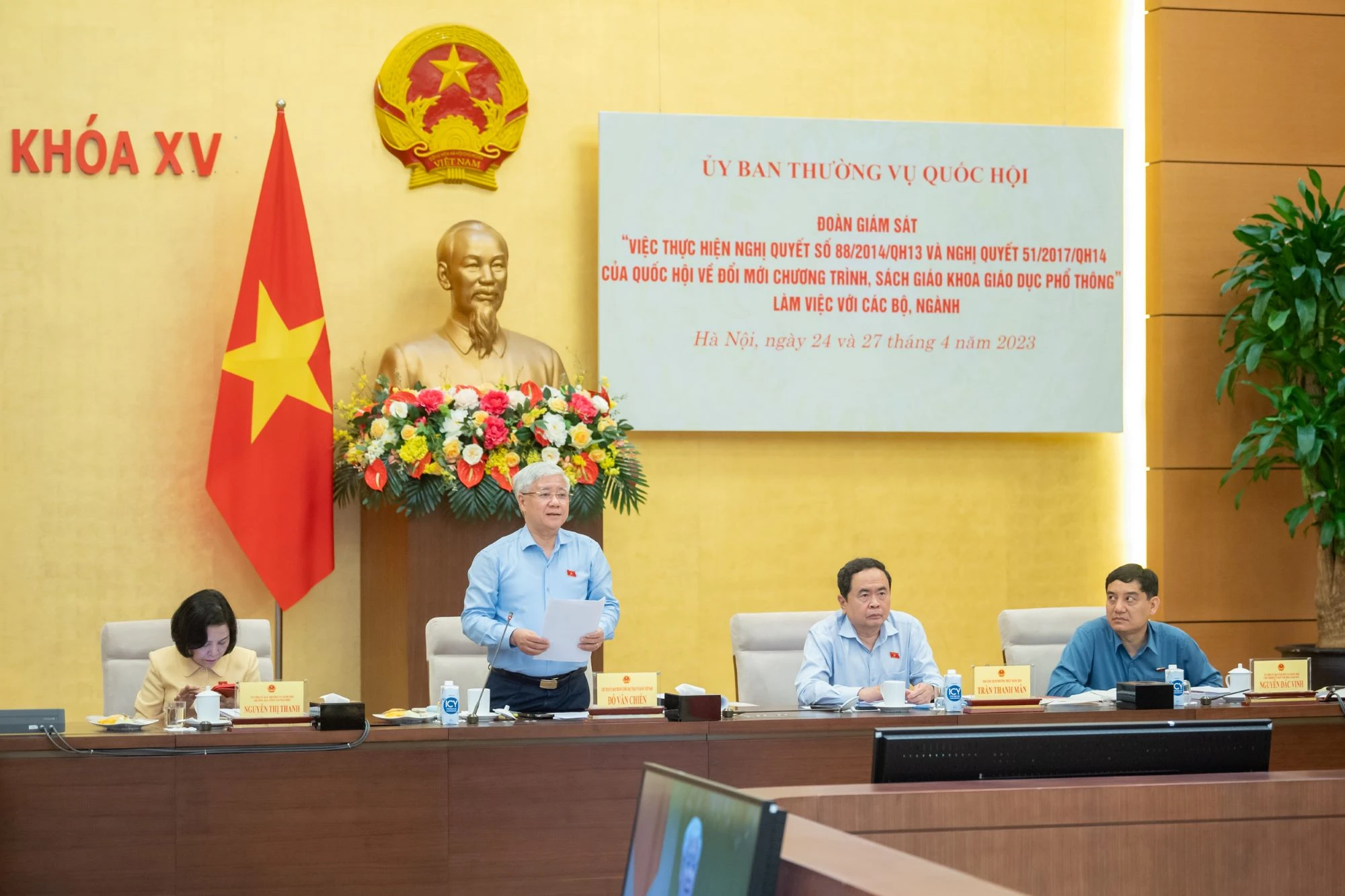 Ông Đỗ Văn Chiến, Chủ tịch Ủy ban Trung ương Mặt trận Tổ quốc Việt Nam phát biểu tại buổi làm việc.