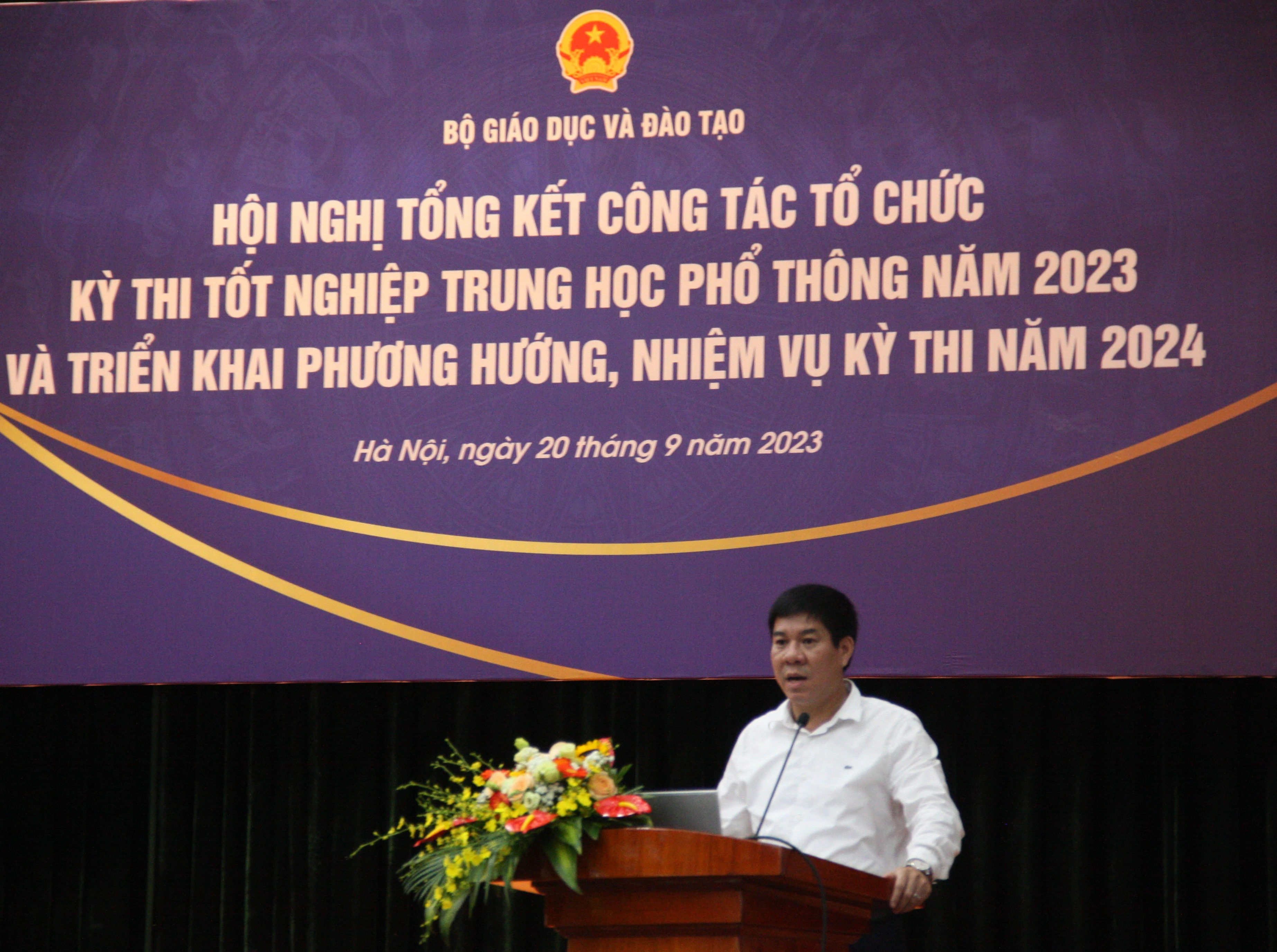 PGS.TS Huỳnh Văn Chương, Cục trưởng Cục Quản lý chất lượng phát biểu tại Hội nghị.