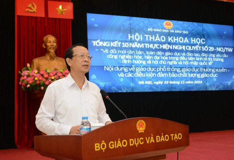 Thứ trưởng Bộ GD&ĐT Phạm Ngọc Thưởng phát biểu tại hội thảo. Thứ trưởng Bộ GD&ĐT Phạm Ngọc Thưởng phát biểu tại hội thảo.