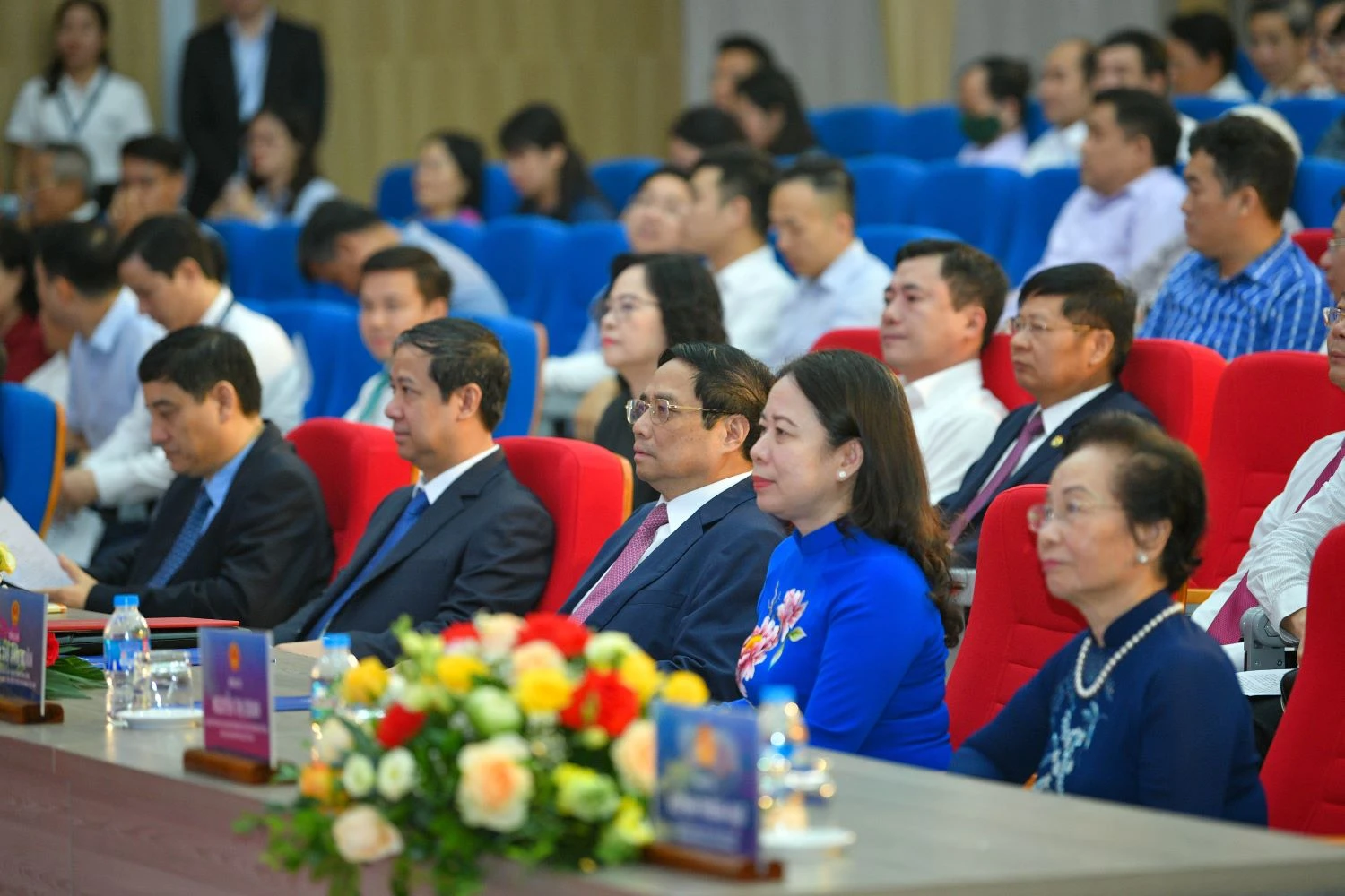 Dự lễ phát động có Thủ tướng Phạm Minh Chính; Phó Chủ tịch nước Võ Thị Ánh Xuân; Chủ tịch Hội Khuyến học Việt Nam Nguyễn Thị Doan; Bộ trưởng Bộ GD&ĐT Nguyễn Kim Sơn; Chủ nhiệm Ủy ban Văn hóa, Giáo dục của Quốc hội Nguyễn Đắc Vinh; Bộ trưởng Bộ Khoa học và Công nghệ Huỳnh Thành Đạt; Bộ trưởng, Chủ nhiệm Ủy ban Dân tộc Hầu A Lềnh; Bí thư thứ nhất BCH Trung ương Đoàn TNCS Hồ Chí Minh Bùi Quang Huy… Dự lễ phát động có Thủ tướng Phạm Minh Chính; Phó Chủ tịch nước Võ Thị Ánh Xuân; Chủ tịch Hội Khuyến học Việt Nam Nguyễn Thị Doan; Bộ trưởng Bộ GD&ĐT Nguyễn Kim Sơn; Chủ nhiệm Ủy ban Văn hóa, Giáo dục của Quốc hội Nguyễn Đắc Vinh; Bộ trưởng Bộ Khoa học và Công nghệ Huỳnh Thành Đạt; Bộ trưởng, Chủ nhiệm Ủy ban Dân tộc Hầu A Lềnh; Bí thư thứ nhất BCH Trung ương Đoàn TNCS Hồ Chí Minh Bùi Quang Huy…