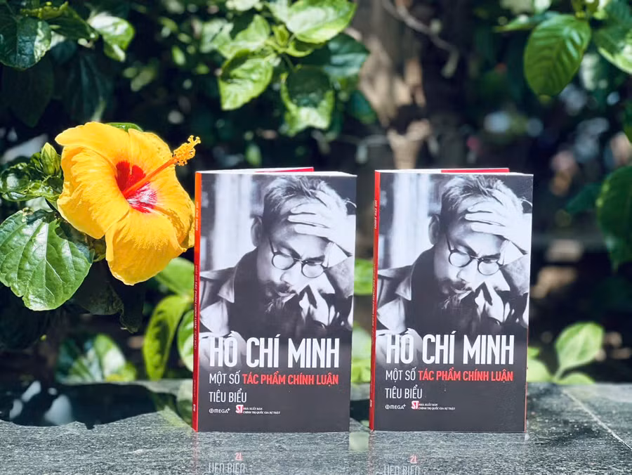 Ra mắt sách ‘Một số tác phẩm chính luận tiêu biểu của Chủ tịch Hồ Chí Minh’