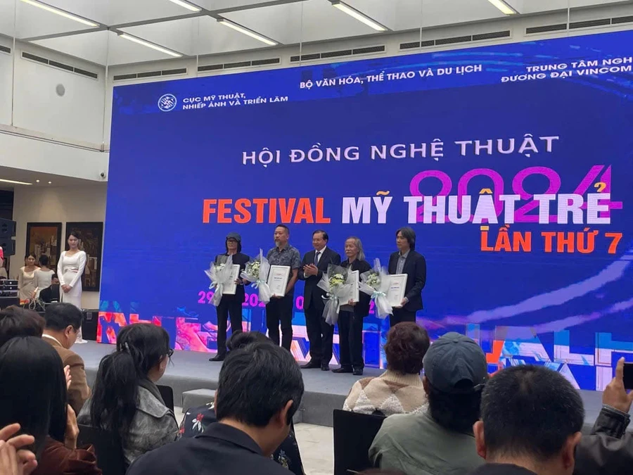 Festival Mỹ thuật trẻ lần thứ 7 năm 2024 trao 29 giải thưởng