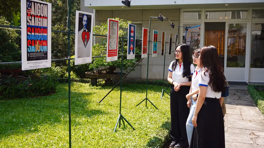 Triển lãm giới thiệu 42 tác phẩm ảnh và áp phích cổ động của các nghệ sĩ Cuba - ảnh Idécaf.