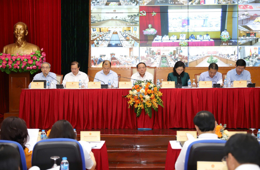 Hội nghị sơ kết công tác 6 tháng đầu năm và triển khai nhiệm vụ công tác 6 tháng cuối năm của Bộ VH,TT&DL. ban-do-du-lich.jpg