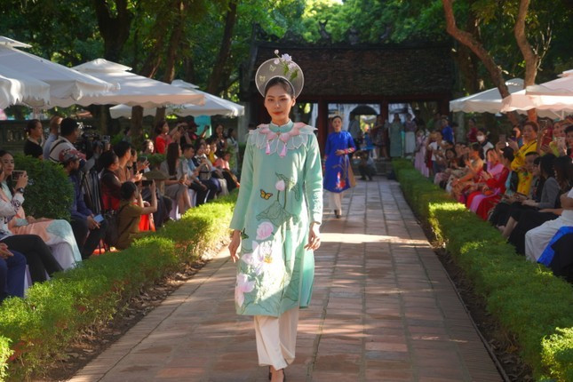 ao dai 3.jpg