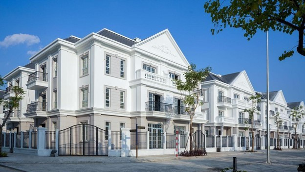 Bất động sản đã hình thành thu hút khách mua với khung pháp lý hoàn chỉnh, sở hữu lâu dài và được sử dụng ngay. Ảnh: Eurowindow Holding.