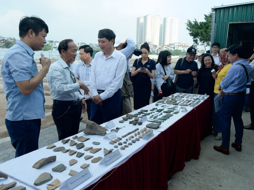 Hiện vật thu thập được tại di chỉ Vườn Chuối. vuon-chuoi-6.jpg