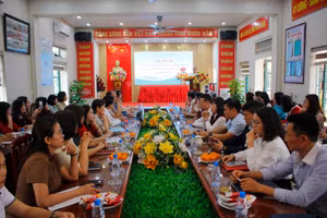 Quang cảnh buổi chuyên đề.