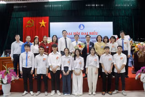 Ra mắt Ban Chấp hành Hội Sinh viên Trường Cao đẳng Công nghiệp Hưng Yên lần thứ V, nhiệm kỳ 2025-2028.