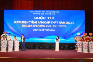 Vòng bảng cuộc thi Hùng biện bằng tiếng Anh cấp THPT năm 2025, tại Hưng Yên diễn ra trong 2 ngày (25-26/10).