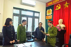 Công an tỉnh Hưng Yên công bố các quyết định khởi tố vụ án, khởi tố bị can đối với Nguyễn Viết Long.